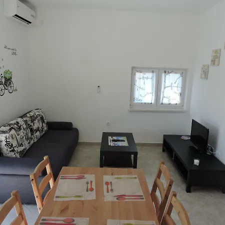 Apartment Heights Residences *